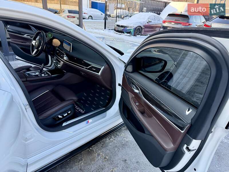 Седан BMW 7 Series 2019 в Киеве