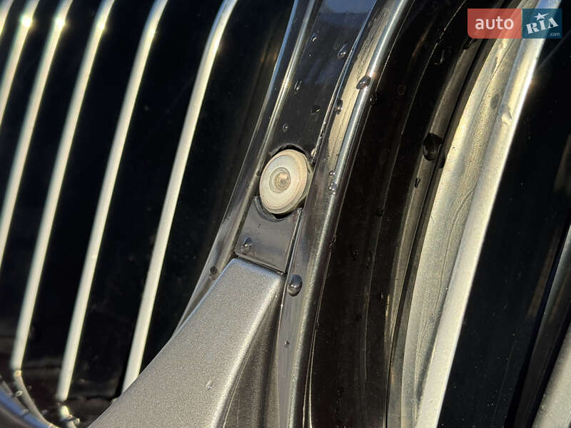 Седан BMW 7 Series 2016 в Ровно