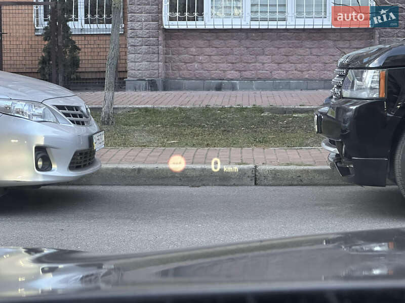 Седан BMW 7 Series 2012 в Киеве