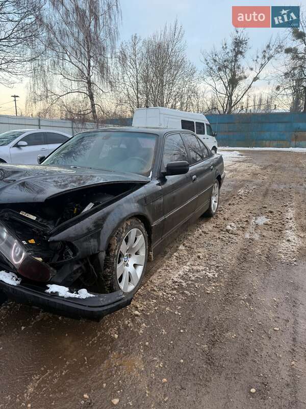 Седан BMW 7 Series 1998 в Ужгороде
