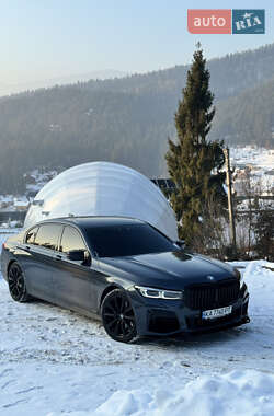 Седан BMW 7 Series 2016 в Чернівцях
