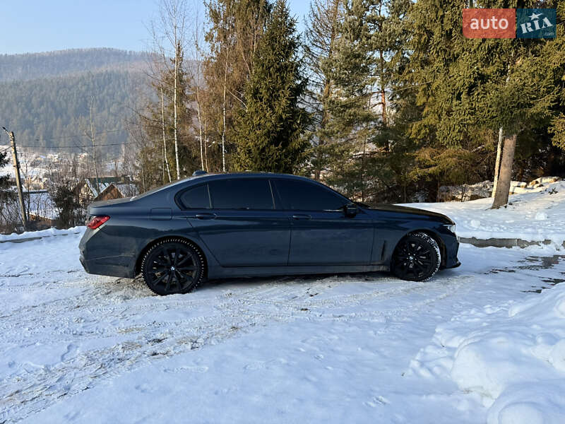 Седан BMW 7 Series 2016 в Киеве