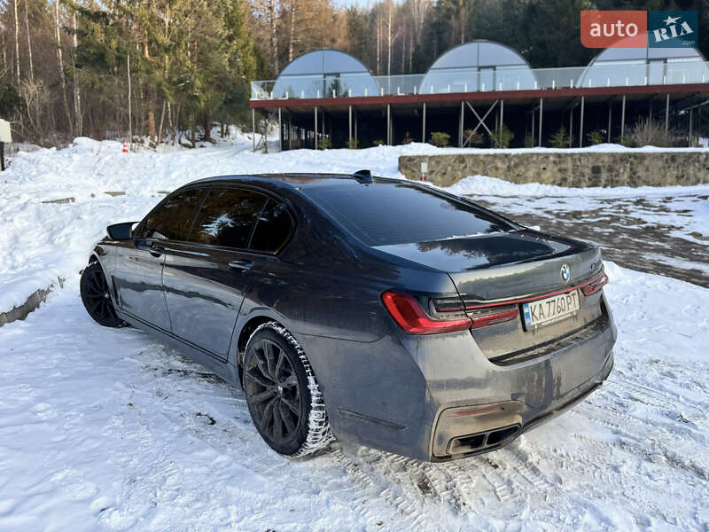 Седан BMW 7 Series 2016 в Киеве