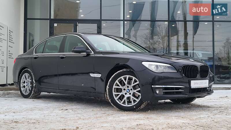 Седан BMW 7 Series 2013 в Виннице