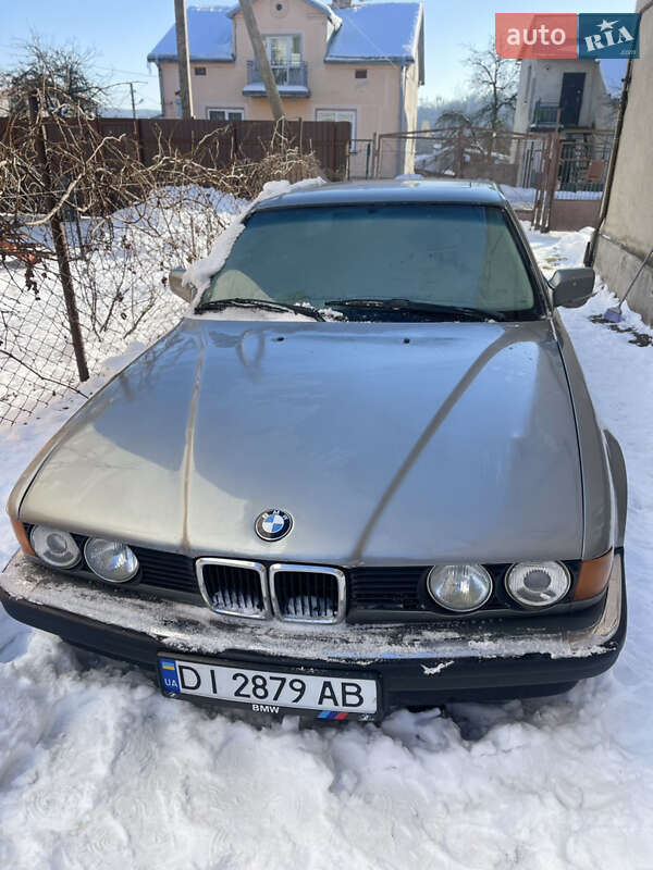 Седан BMW 7 Series 1989 в Львове