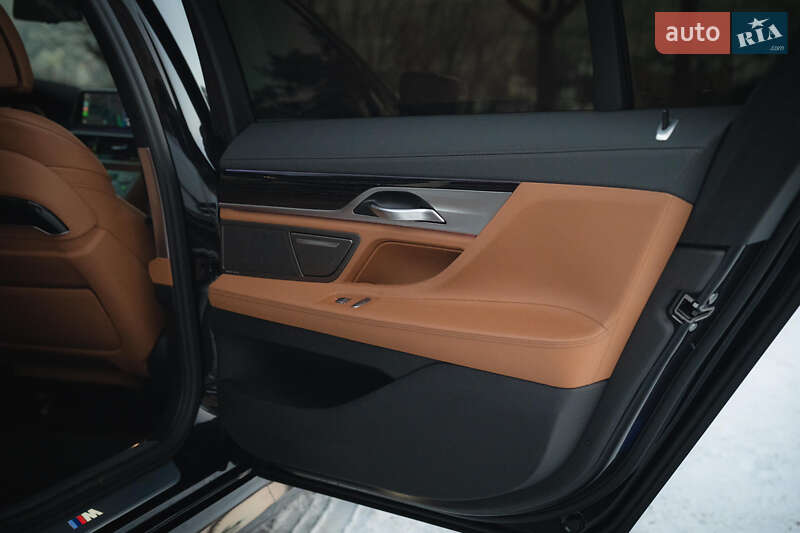 Седан BMW 7 Series 2020 в Черновцах фото 32 Седан BMW 7 Series 2020 в Черновцах