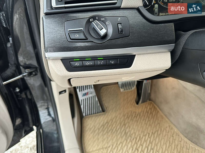 Седан BMW 7 Series 2010 в Хмельницком