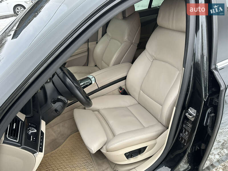 Седан BMW 7 Series 2010 в Хмельницком