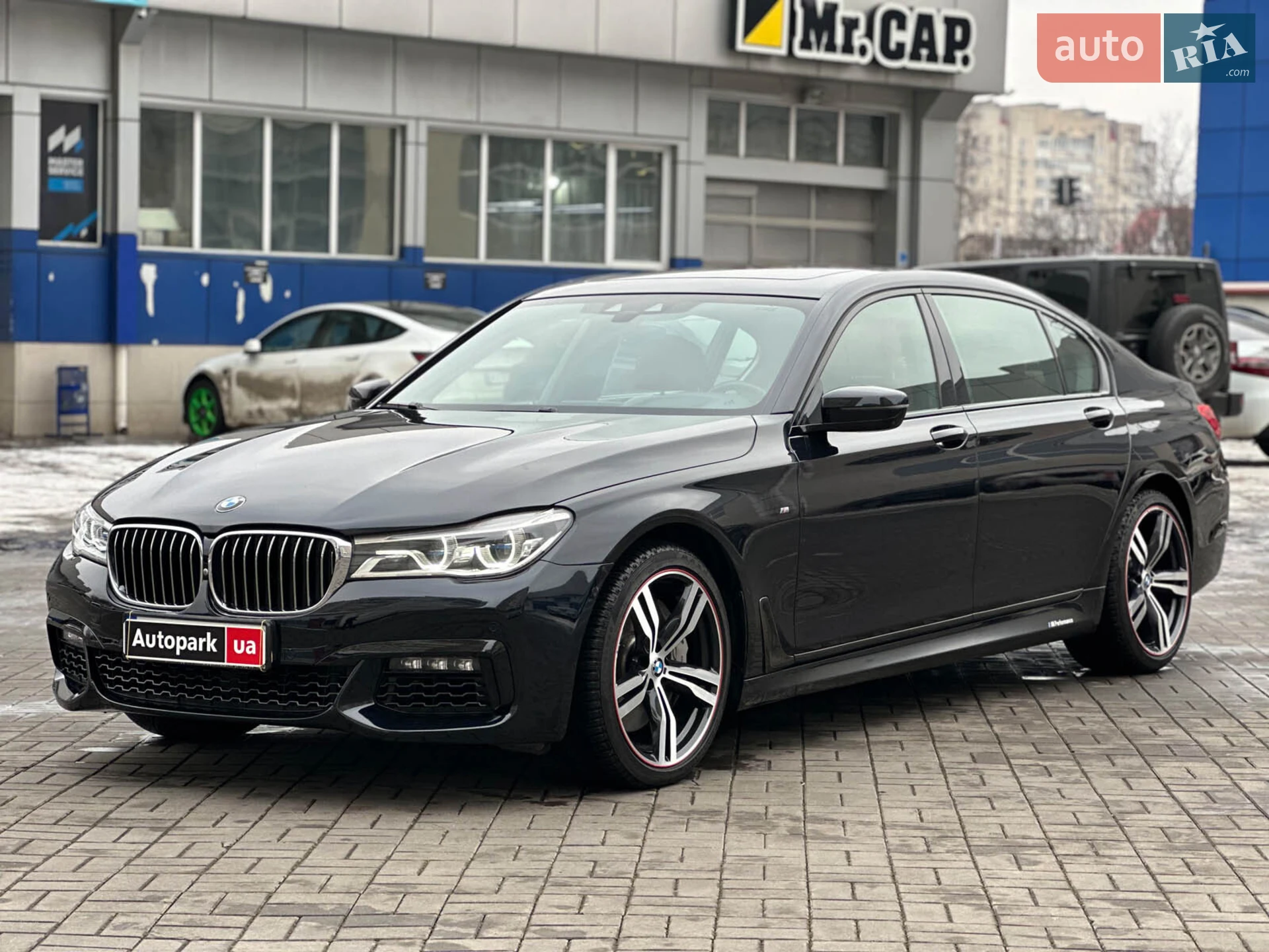 BMW 7 серії 2019 року