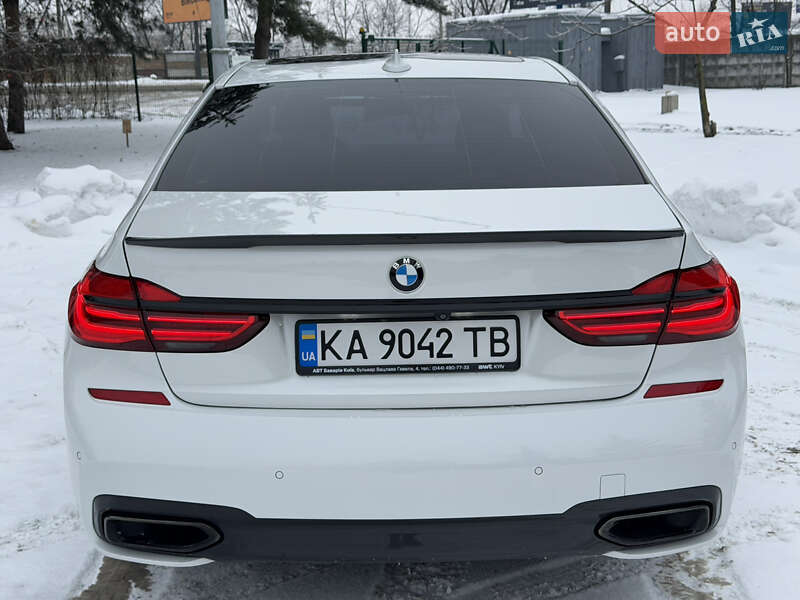Седан BMW 7 Series 2015 в Киеве фото 10 Седан BMW 7 Series 2015 в Киеве