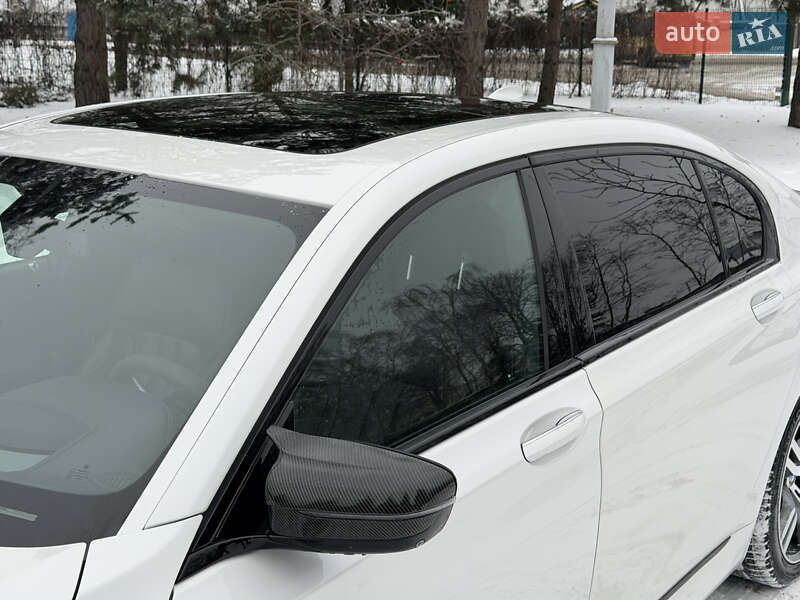 Седан BMW 7 Series 2015 в Киеве фото 15 Седан BMW 7 Series 2015 в Киеве