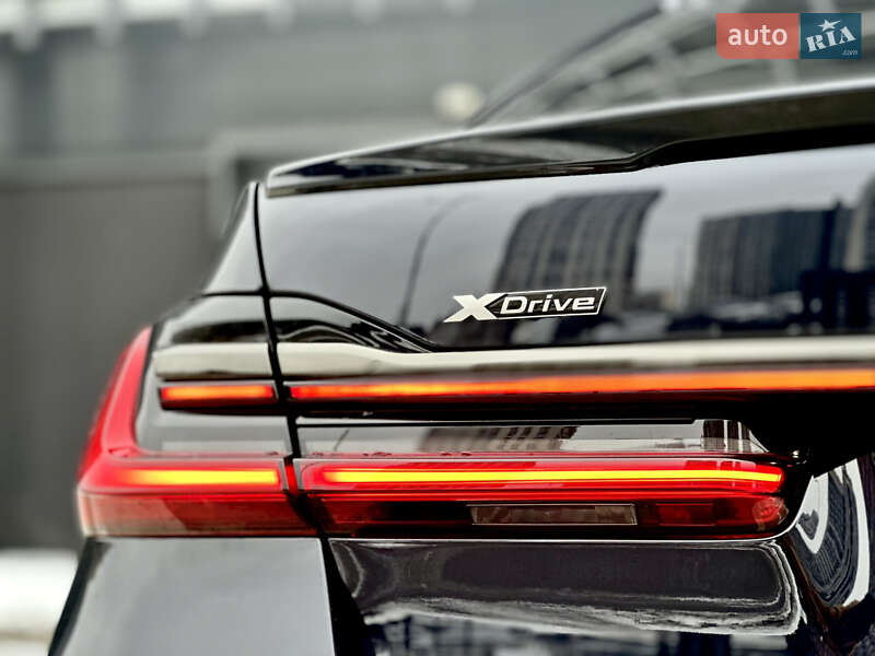 Седан BMW 7 Series 2021 в Киеве