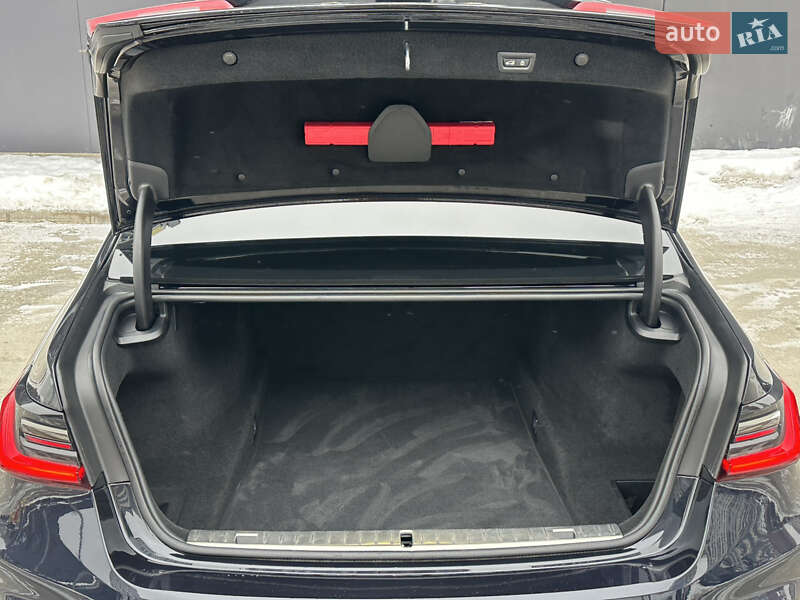 Седан BMW 7 Series 2021 в Киеве