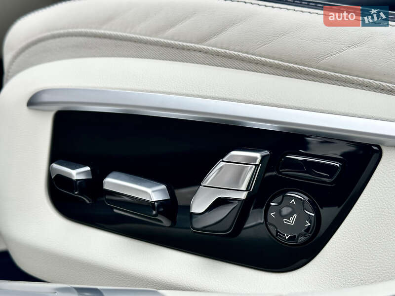 Седан BMW 7 Series 2021 в Киеве