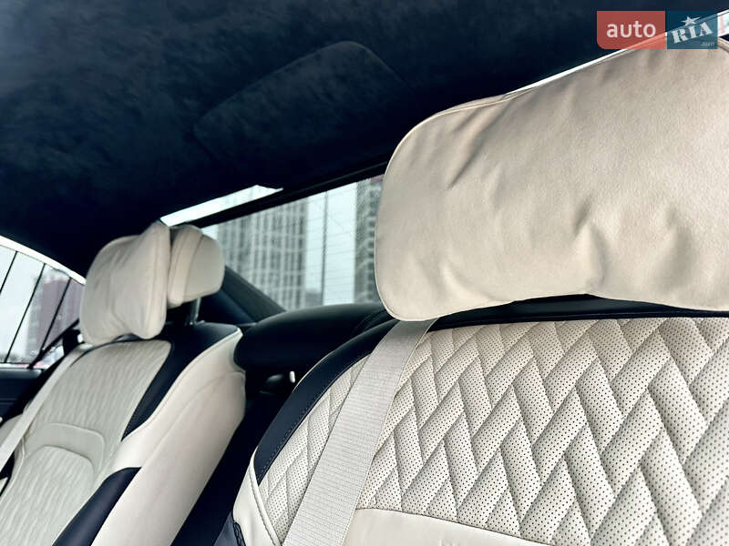 Седан BMW 7 Series 2021 в Киеве