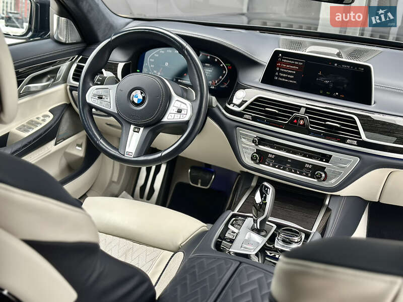 Седан BMW 7 Series 2021 в Киеве