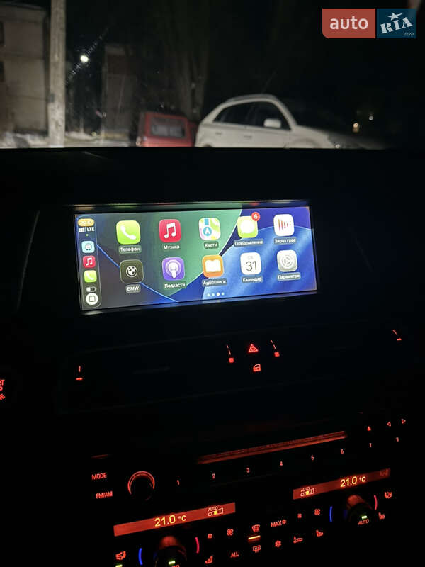 Седан BMW 7 Series 2011 в Львове