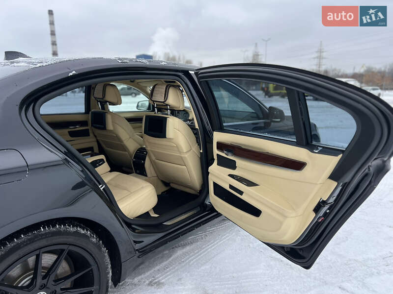 Седан BMW 7 Series 2011 в Києві фото 18 Седан BMW 7 Series 2011 в Києві