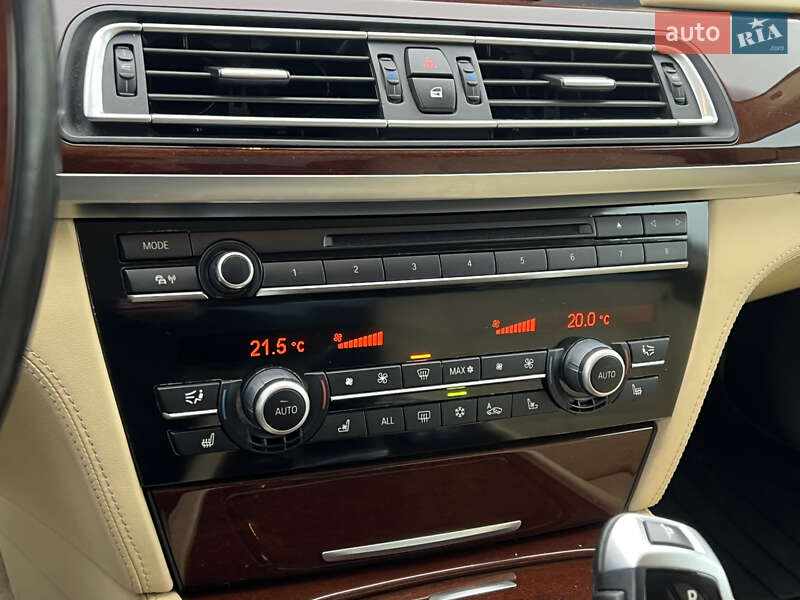Седан BMW 7 Series 2011 в Києві фото 42 Седан BMW 7 Series 2011 в Києві