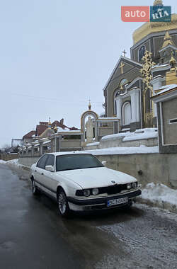 Седан BMW 7 Series 1990 в Львове