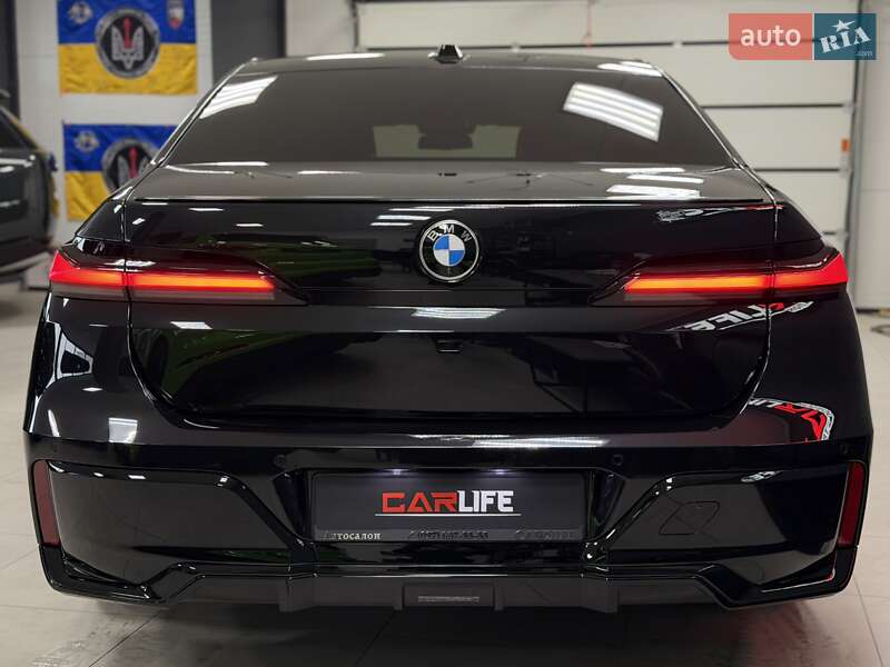 Седан BMW 7 Series 2023 в Тернополі