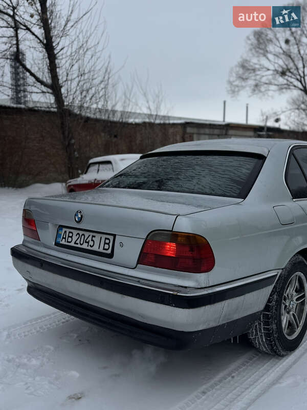 Седан BMW 7 Series 1998 в Виннице
