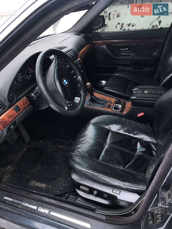 Седан BMW 7 Series 2000 в Городище фото 12 Седан BMW 7 Series 2000 в Городище