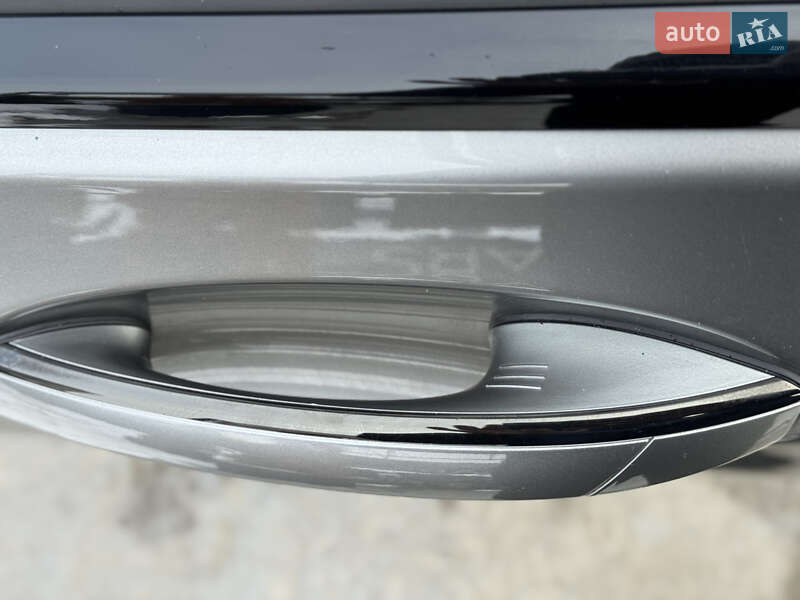 Седан BMW 7 Series 2019 в Киеве