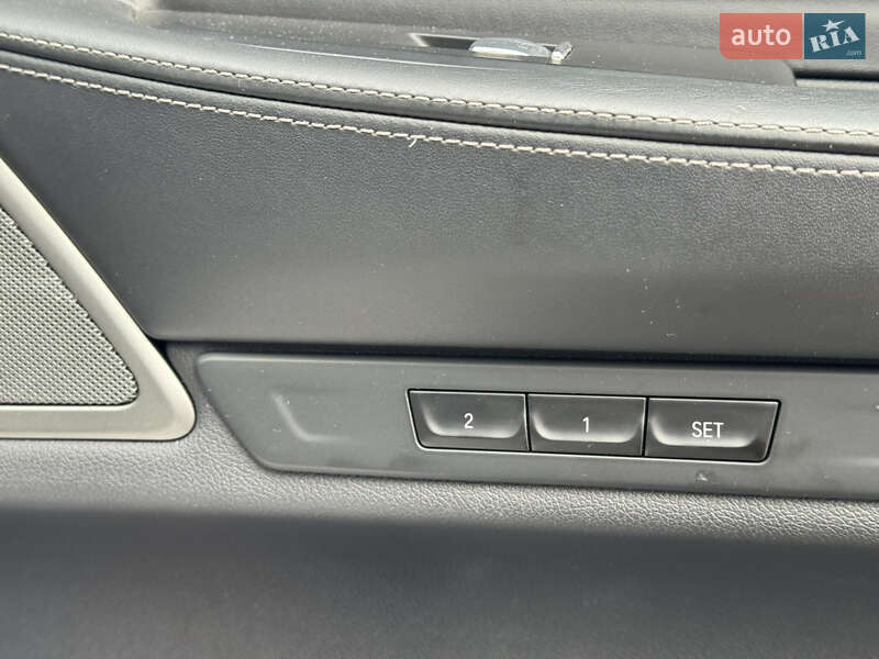 Седан BMW 7 Series 2019 в Киеве