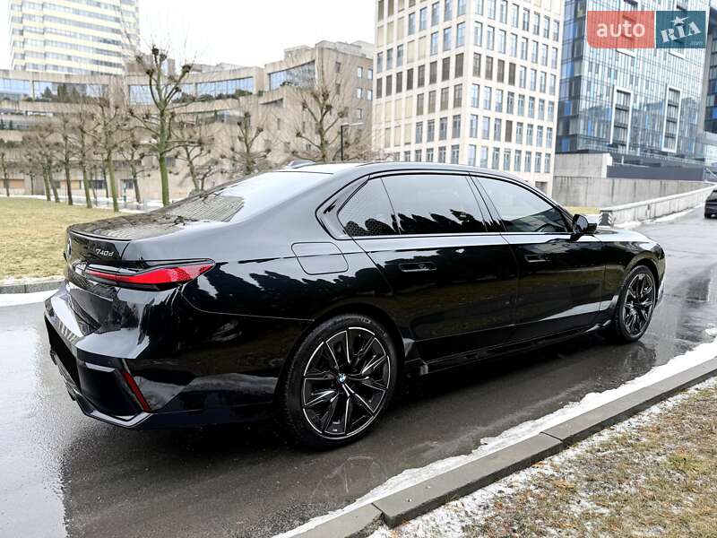Седан BMW 7 Series 2023 в Киеве фото 18 Седан BMW 7 Series 2023 в Киеве