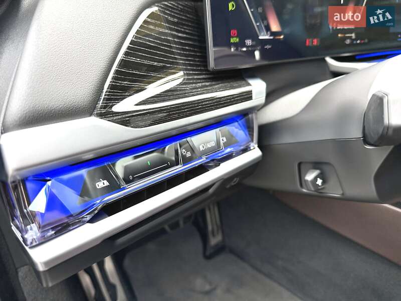 Седан BMW 7 Series 2023 в Киеве фото 26 Седан BMW 7 Series 2023 в Киеве