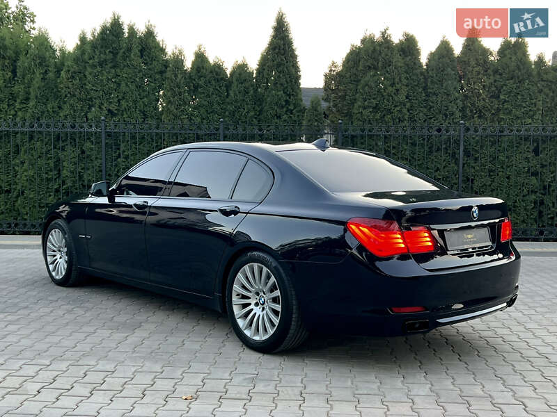 Седан BMW 7 Series 2012 в Одессе