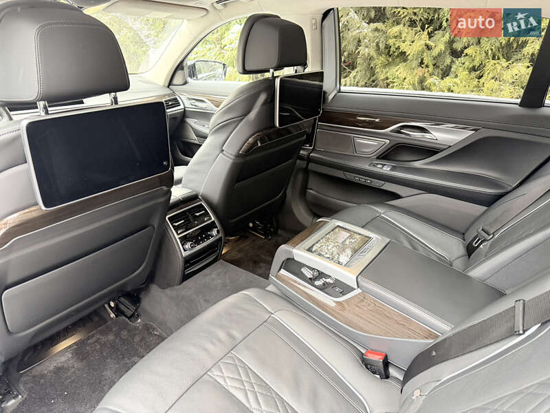Седан BMW 7 Series 2022 в Киеве фото 5 Седан BMW 7 Series 2022 в Киеве