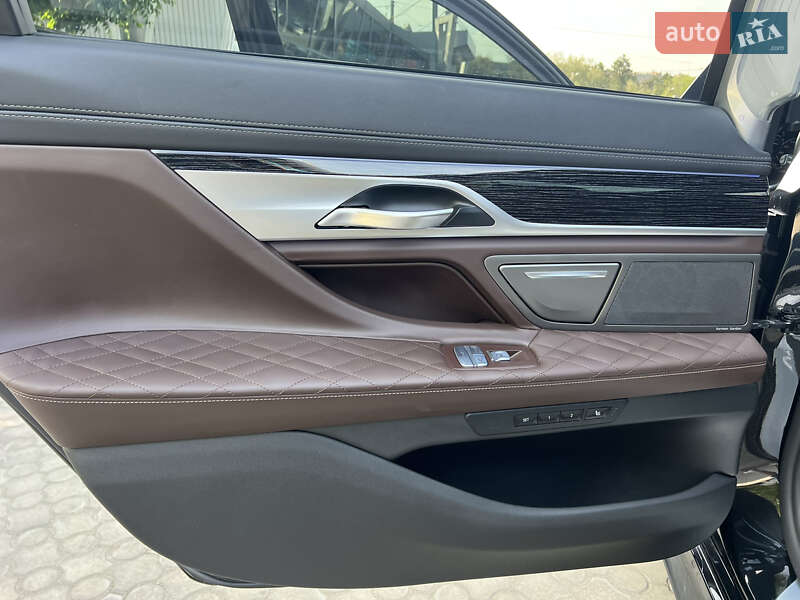 Седан BMW 7 Series 2022 в Днепре