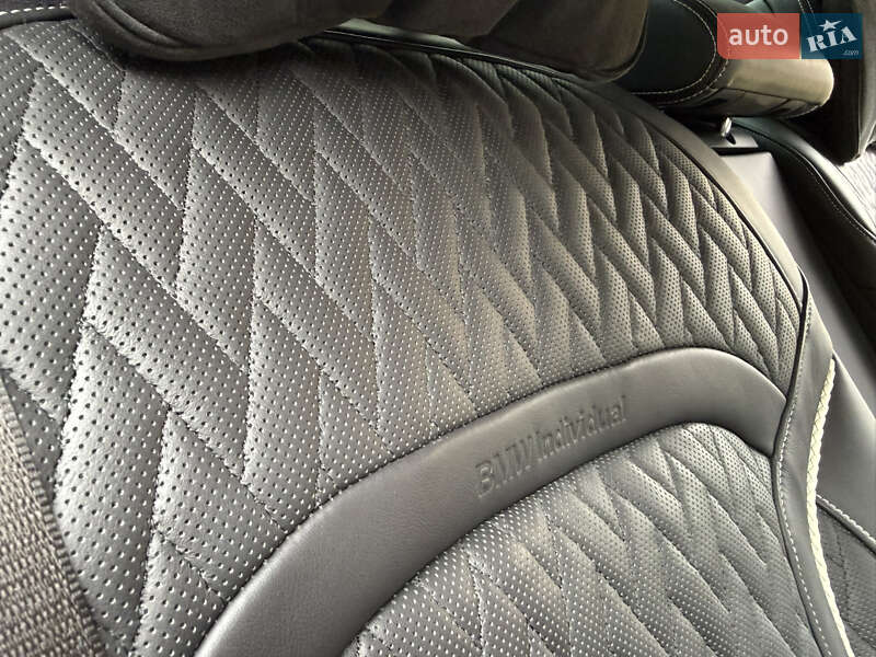 Седан BMW 7 Series 2020 в Ровно