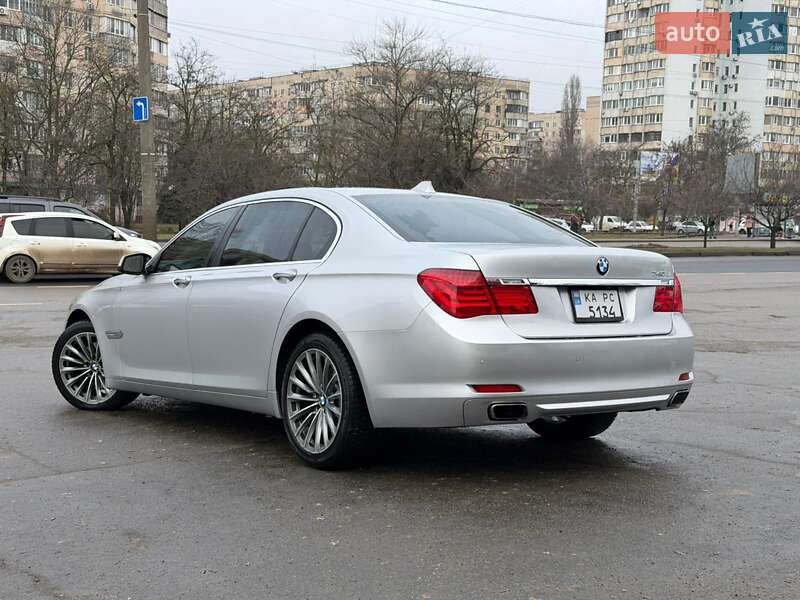 Седан BMW 7 Series 2011 в Одессе