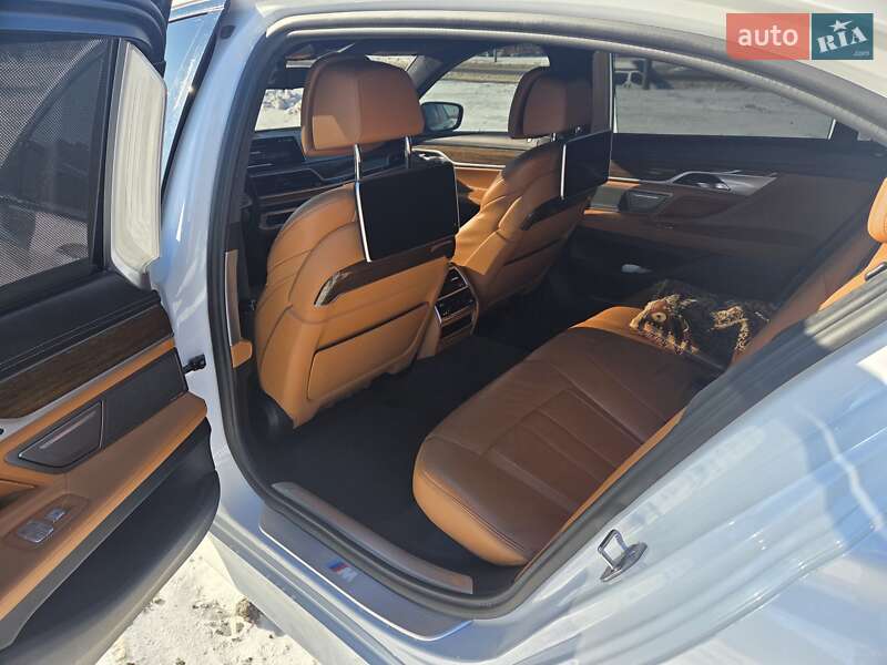 Седан BMW 7 Series 2017 в Харькове
