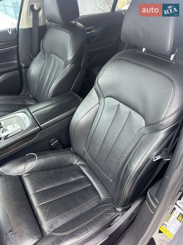 Седан BMW 7 Series 2015 в Самборе фото 10 Седан BMW 7 Series 2015 в Самборе