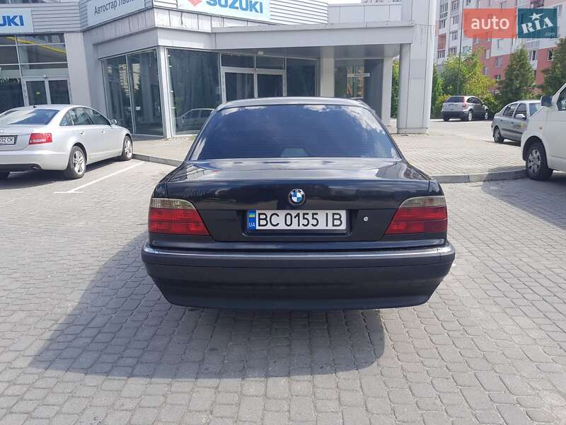 BMW 7 Series 2001
