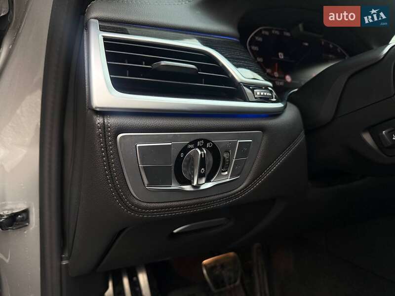 Седан BMW 7 Series 2020 в Киеве