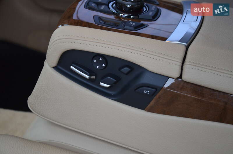 Седан BMW 7 Series 2010 в Харькове