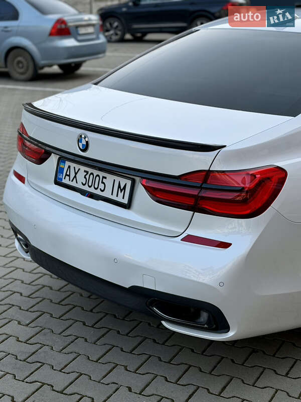 Седан BMW 7 Series 2016 в Ужгороде