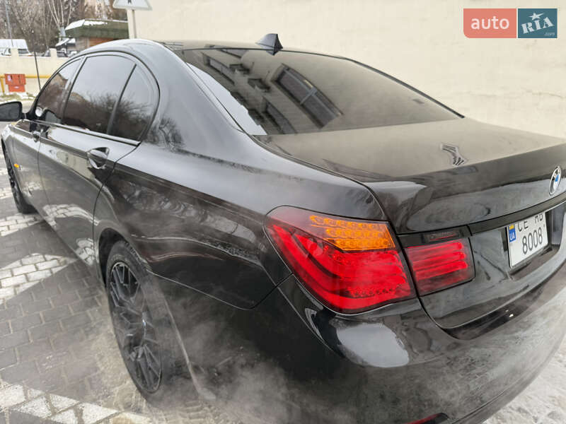 Седан BMW 7 Series 2011 в Львове