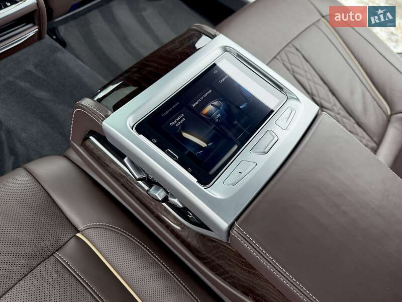 Седан BMW 7 Series 2017 в Киеве