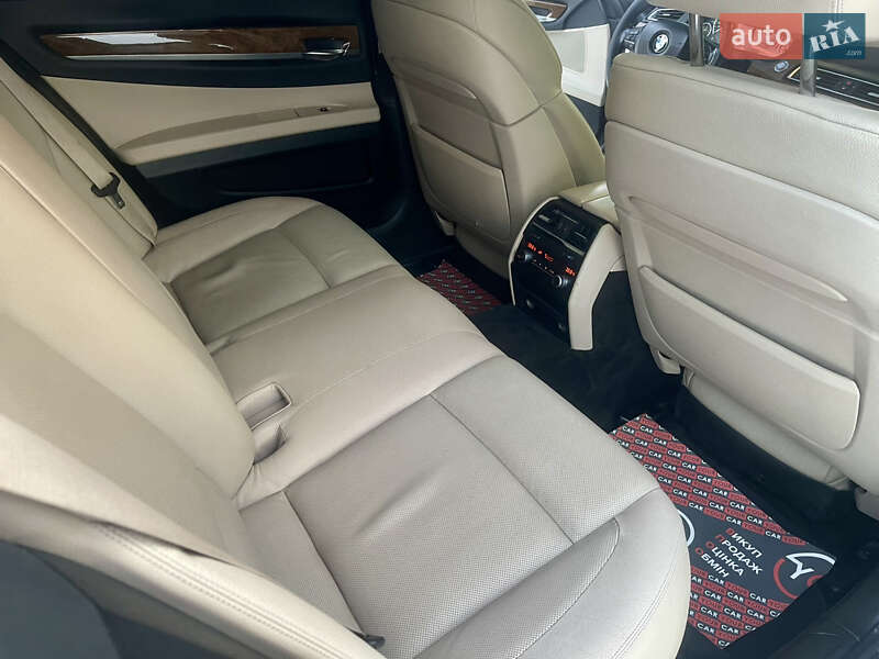 Седан BMW 7 Series 2010 в Киеве