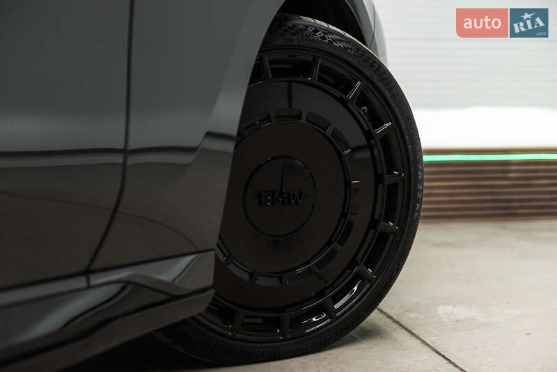 Седан BMW 7 Series 2023 в Мукачево