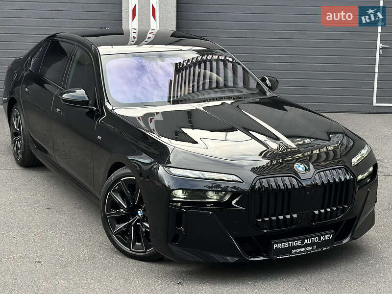 Седан BMW 7 Series 2022 в Киеве