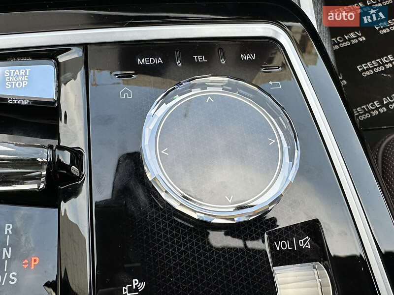 Седан BMW 7 Series 2022 в Киеве