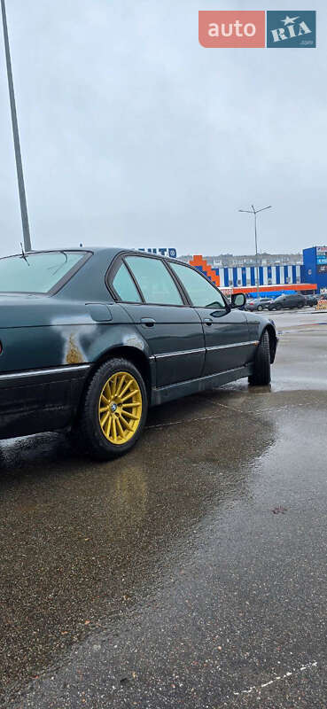 Седан BMW 7 Series 1997 в Кропивницком