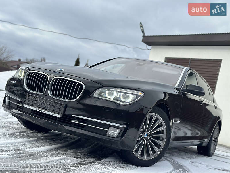 Седан BMW 7 Series 2013 в Владимире